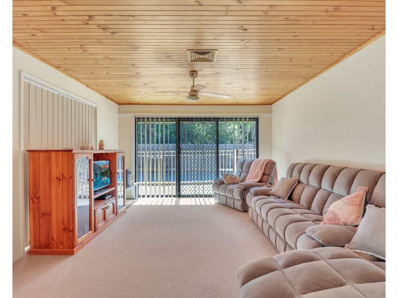 321 Jameson Street, Deniliquin NSW 2710