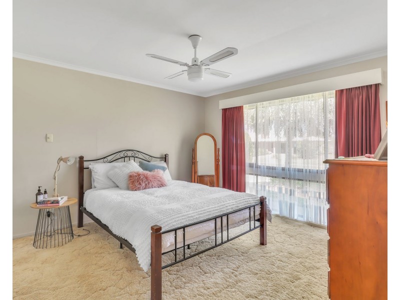 321 Jameson Street, Deniliquin NSW 2710