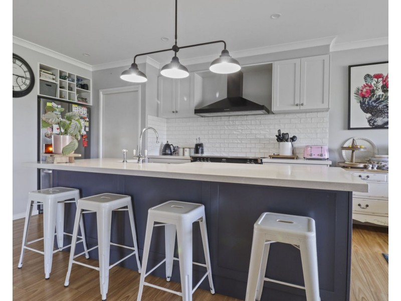 607 Ochtertyre Street, Deniliquin NSW 2710