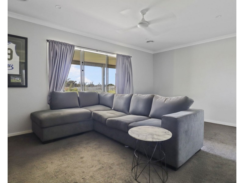 607 Ochtertyre Street, Deniliquin NSW 2710