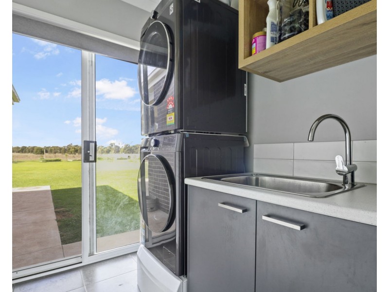 607 Ochtertyre Street, Deniliquin NSW 2710