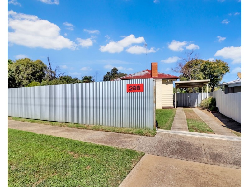 298 Henry Street, Deniliquin NSW 2710
