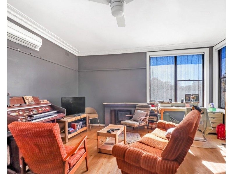 298 Henry Street, Deniliquin NSW 2710