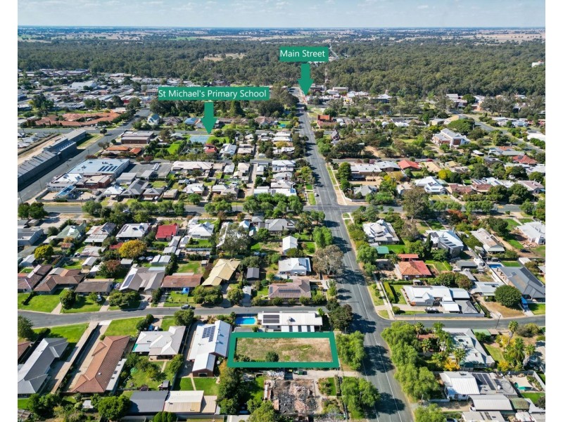 99 Edwardes Street, Deniliquin NSW 2710