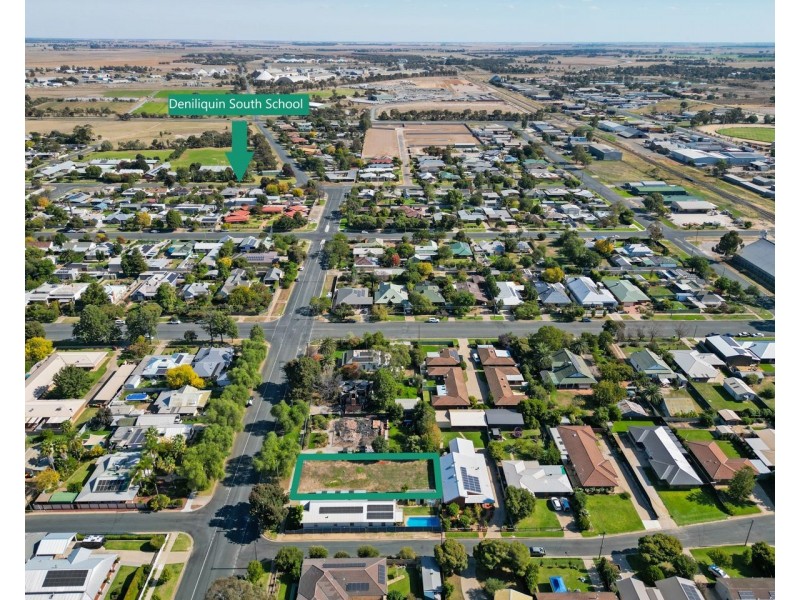 99 Edwardes Street, Deniliquin NSW 2710
