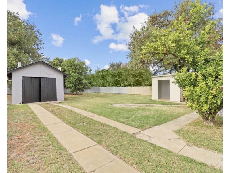 477 Maher Street, Deniliquin NSW 2710