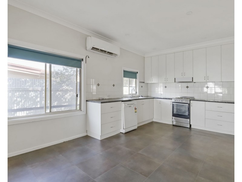 129 Wellington Street, Deniliquin NSW 2710