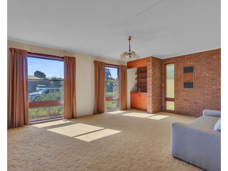 13 Watson Crt, Deniliquin NSW 2710