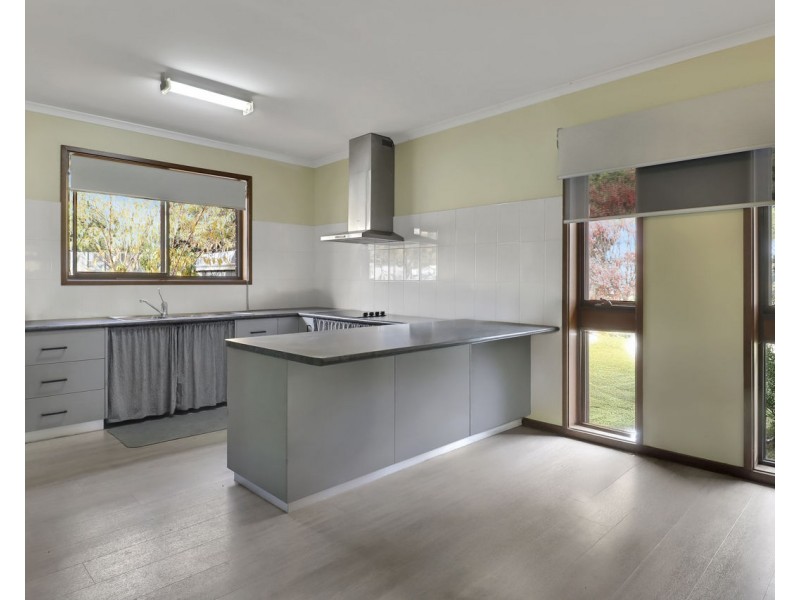 1/305-307 Wood Street, Deniliquin NSW 2710