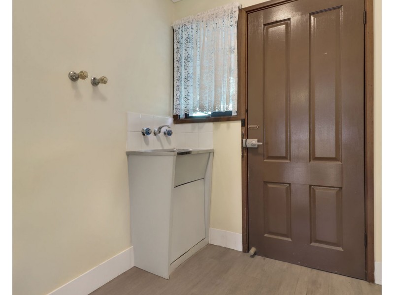 1/305-307 Wood Street, Deniliquin NSW 2710