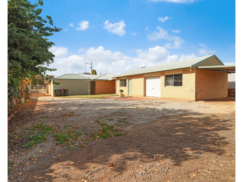 472 Henry Street, Deniliquin NSW 2710