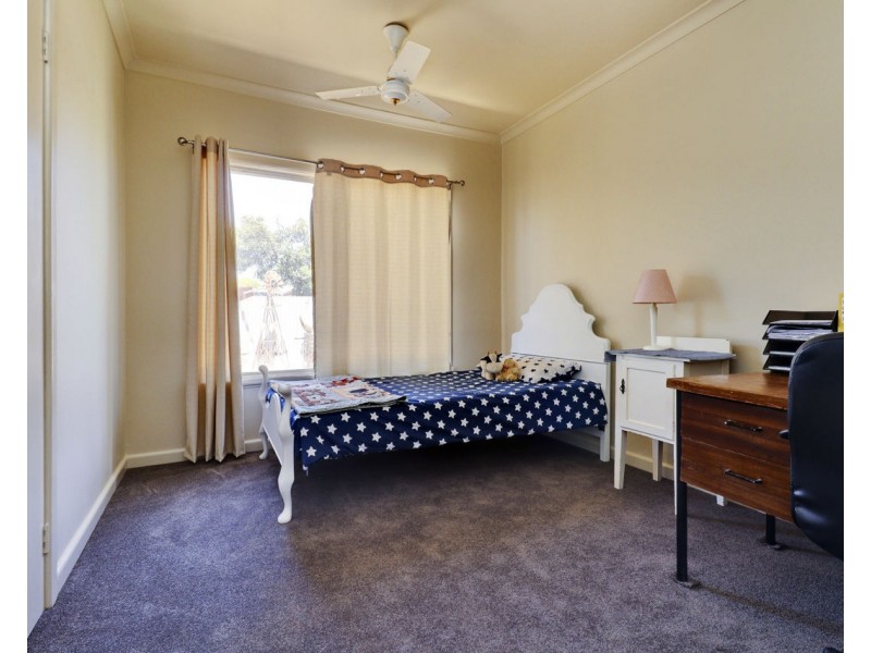 514 Poictiers Street, Deniliquin NSW 2710