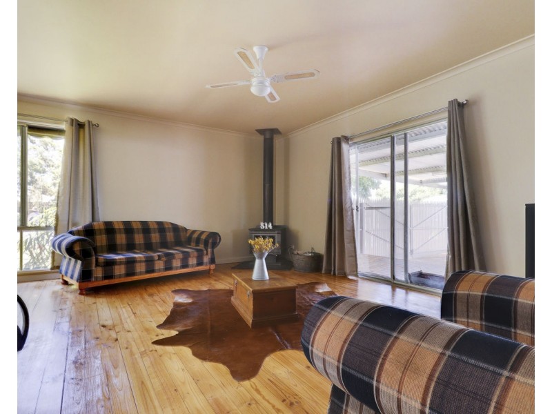 514 Poictiers Street, Deniliquin NSW 2710