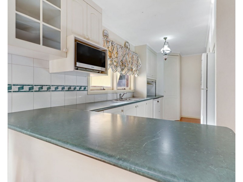 300 Noyes Street, Deniliquin NSW 2710