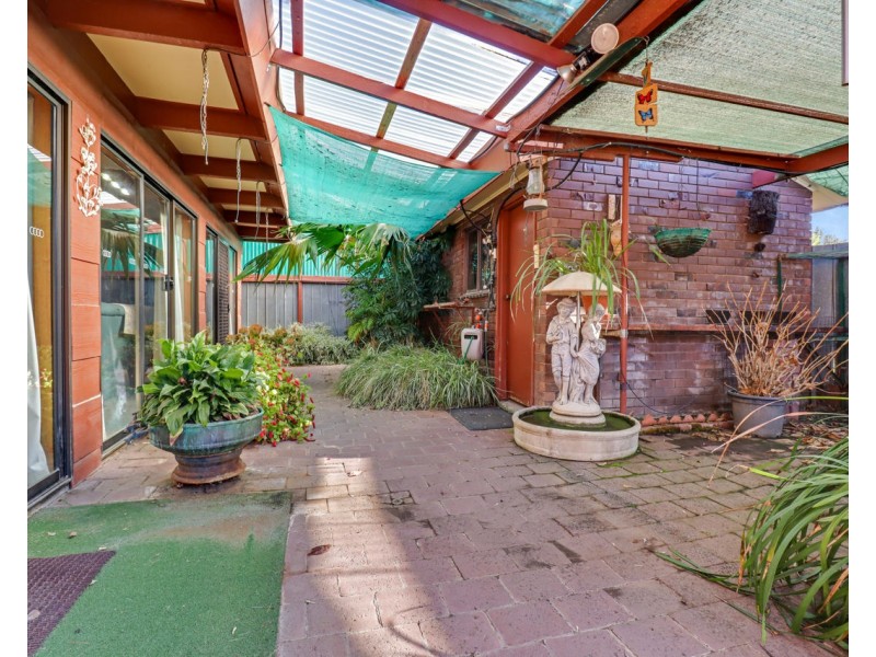 300 Noyes Street, Deniliquin NSW 2710