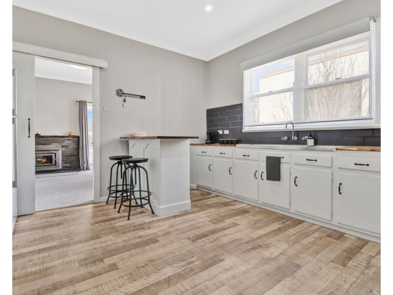 372 Victoria Street, Deniliquin NSW 2710