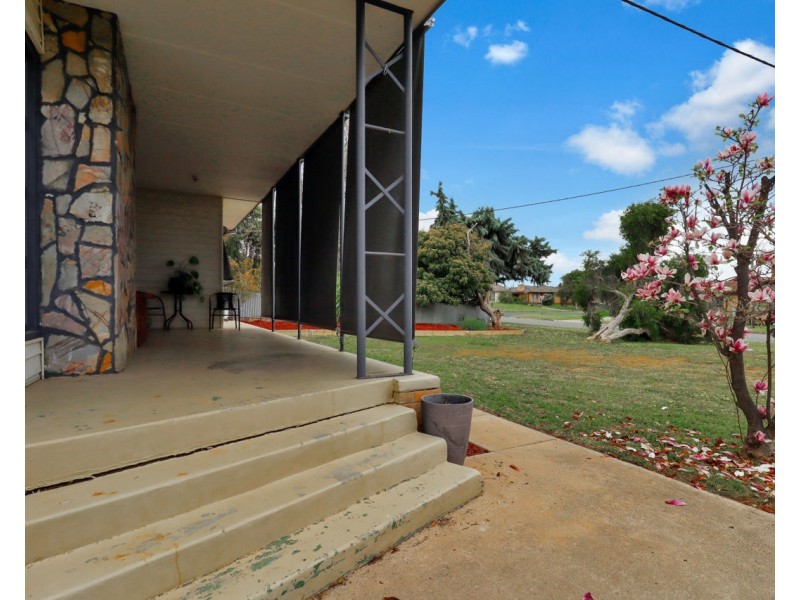 372 Victoria Street, Deniliquin NSW 2710