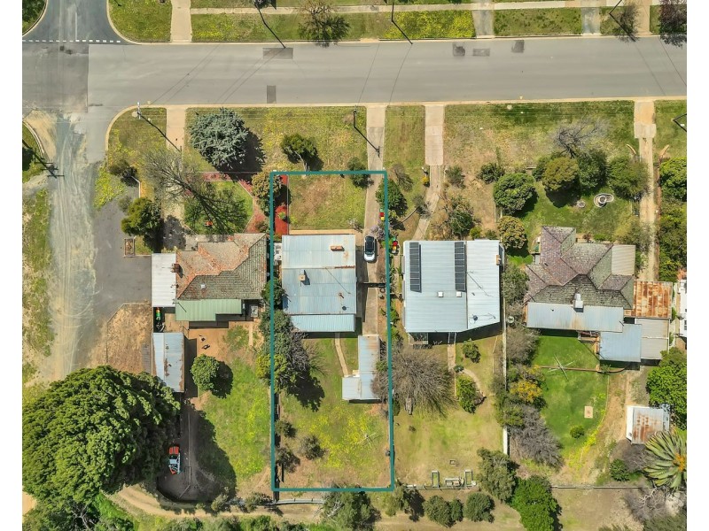 372 Victoria Street, Deniliquin NSW 2710