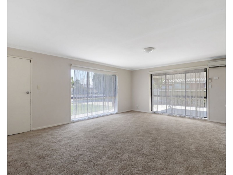 83 Macauley Street, Deniliquin NSW 2710