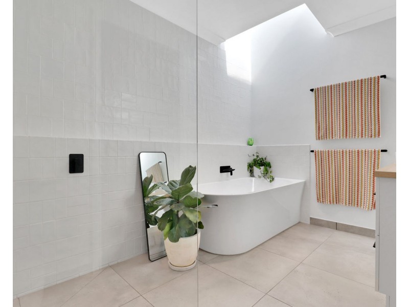 236 Burchfield Avenue, Deniliquin NSW 2710