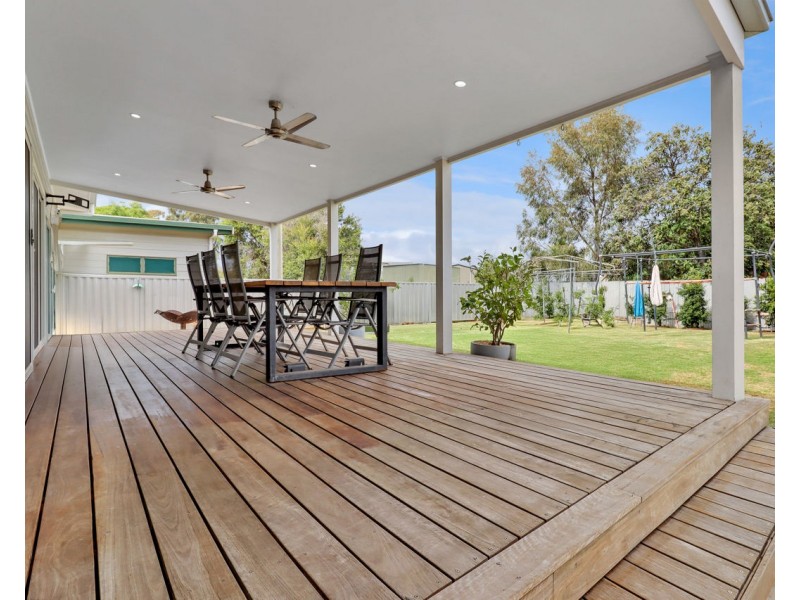 236 Burchfield Avenue, Deniliquin NSW 2710