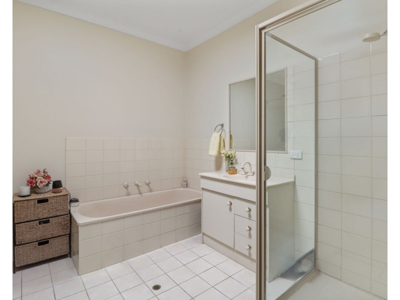 97 Edwardes Street, Deniliquin NSW 2710