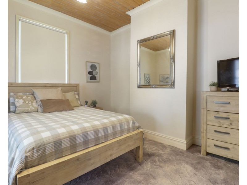 97 Edwardes Street, Deniliquin NSW 2710