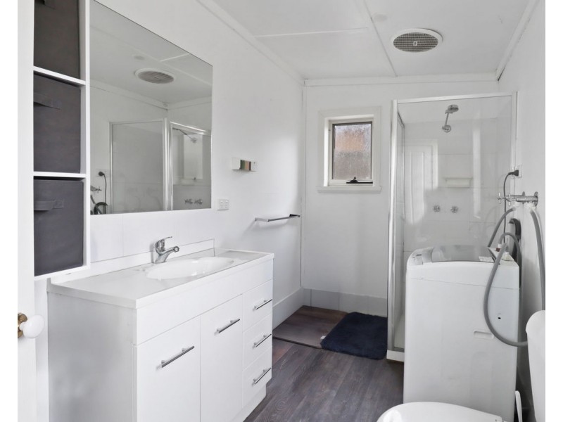 364 Trickett Street, Deniliquin NSW 2710