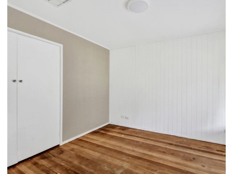 127 Russell Street, Deniliquin NSW 2710