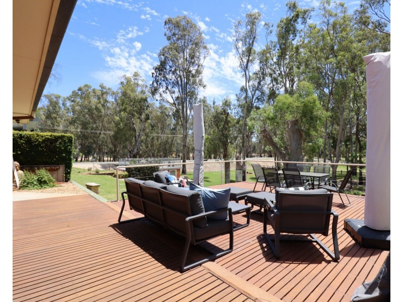 4/461 Charlotte Street, Deniliquin NSW 2710
