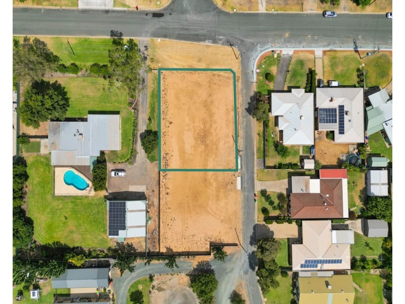 533 Warren Drive, Deniliquin NSW 2710