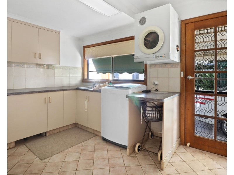 31 McCrabb Road, Deniliquin NSW 2710