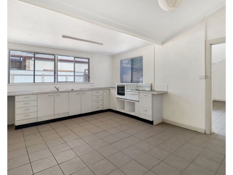 324 Conroy Street, Deniliquin NSW 2710