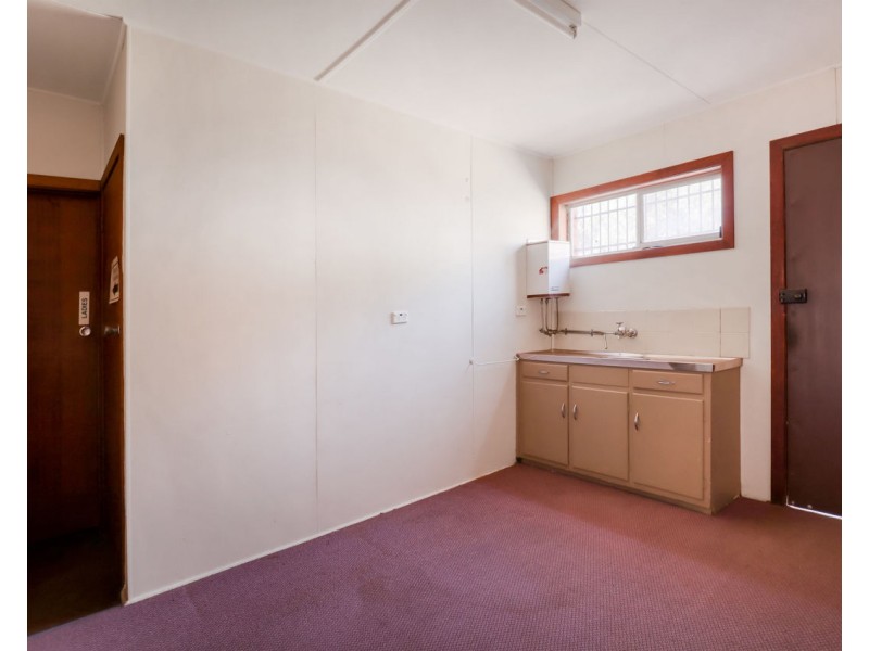 133 End Street, Deniliquin NSW 2710