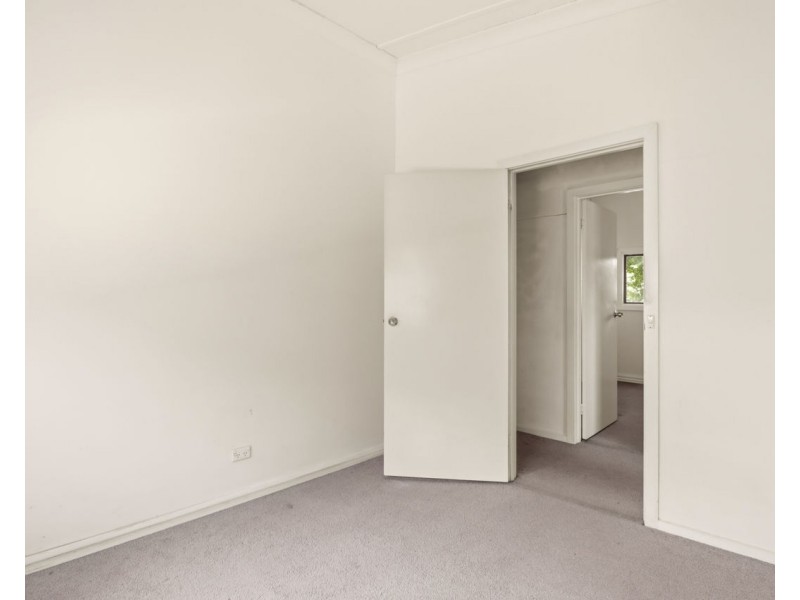 98 Mackenzie Street, Deniliquin NSW 2710