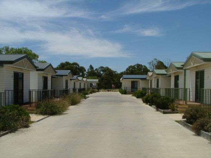 73-75 Butler Street, Deniliquin NSW 2710