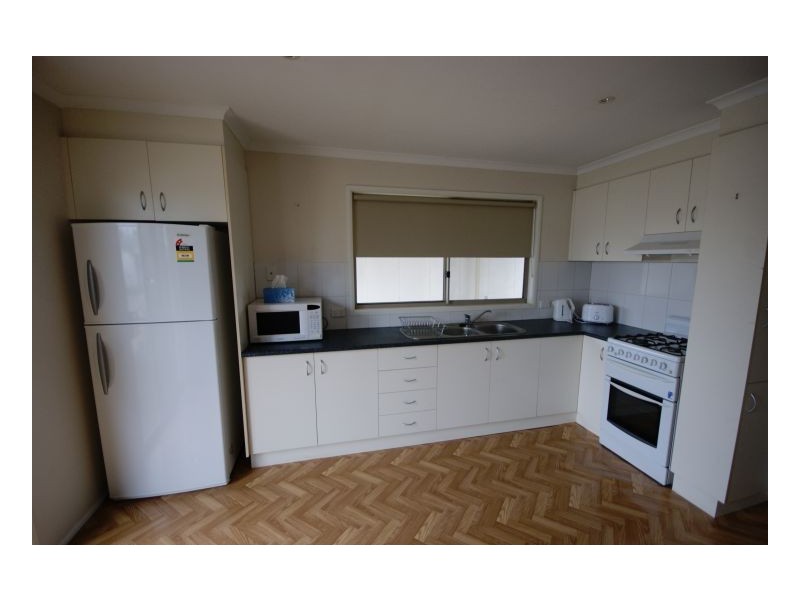 73-75 Butler Street, Deniliquin NSW 2710