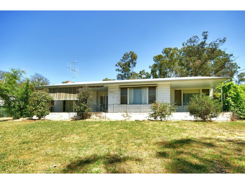 424 Hay Road, Deniliquin NSW 2710