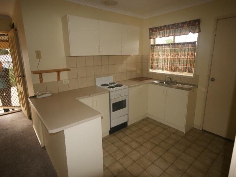 5/327 Finley Road, Deniliquin NSW 2710