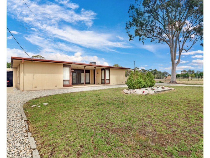 324 Noyes Street, Deniliquin NSW 2710