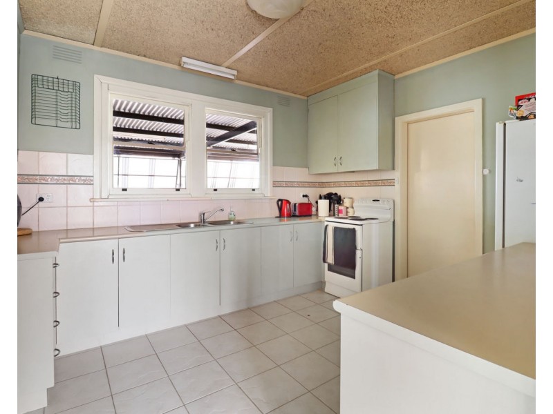 324 Noyes Street, Deniliquin NSW 2710