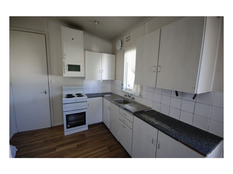 490 Harfleur Street, Deniliquin NSW 2710