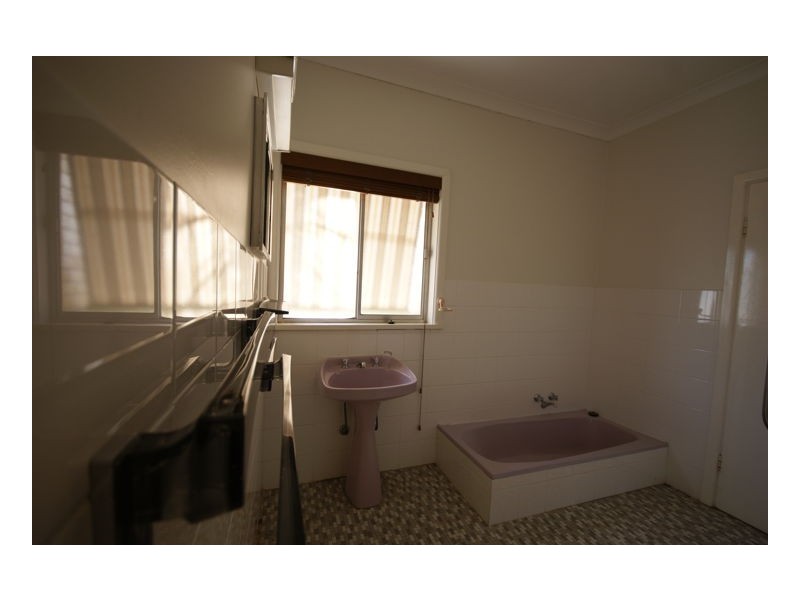 5/493 St Michael Street, Deniliquin NSW 2710