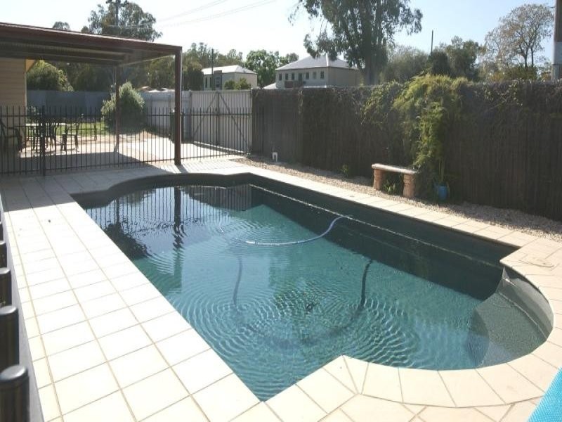 465 George Street, Deniliquin NSW 2710