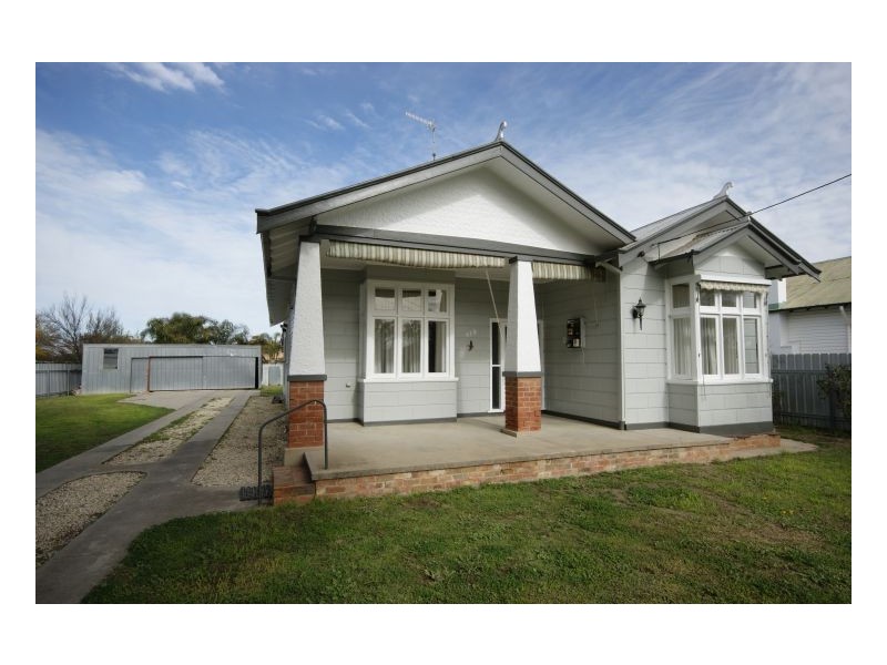 412 Poictiers Street, Deniliquin NSW 2710