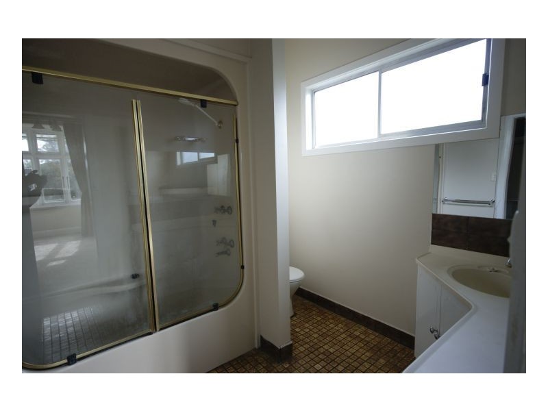 412 Poictiers Street, Deniliquin NSW 2710