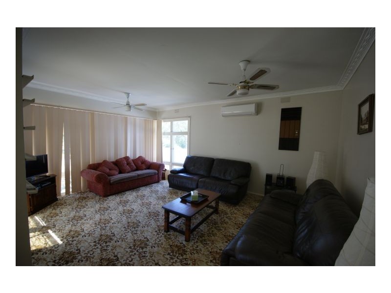 511 St Michael Street, Deniliquin NSW 2710