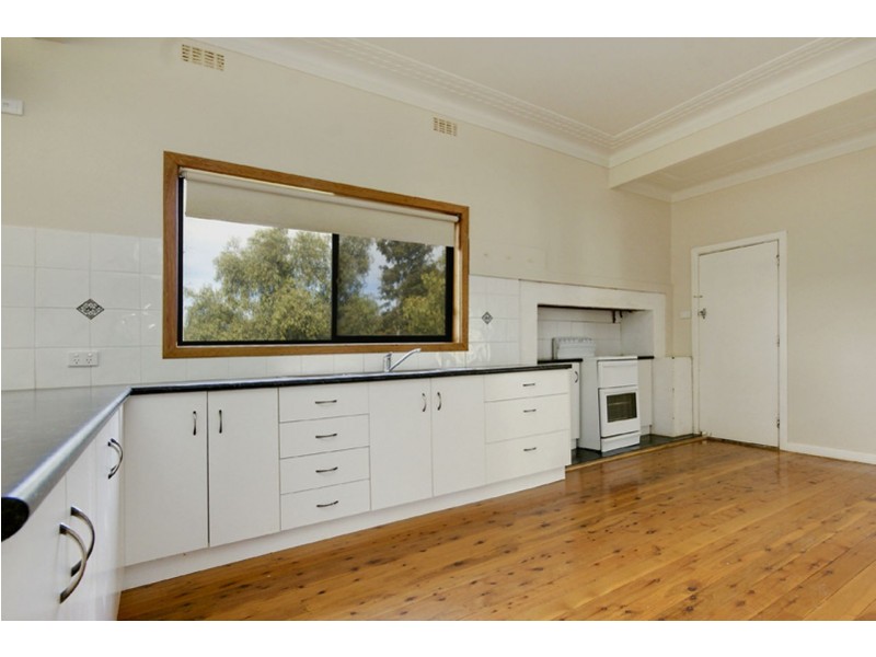 306 Poictiers Street, Deniliquin NSW 2710