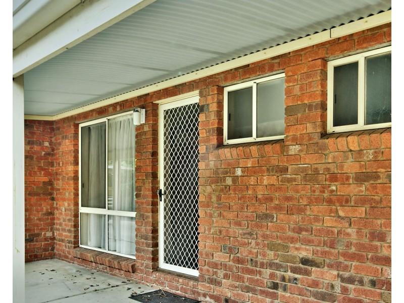 4/327 Finley Road, Deniliquin NSW 2710