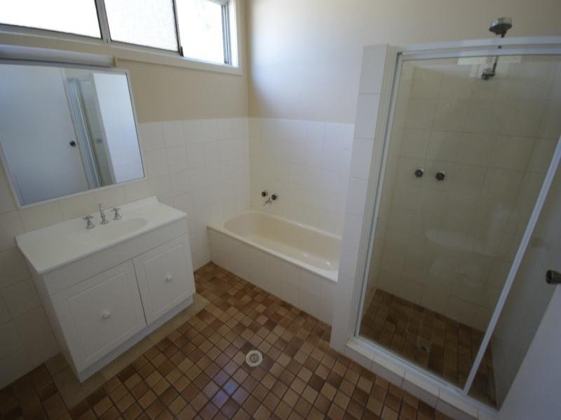 2 Watson Court, Deniliquin NSW 2710